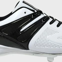 Rawlings Discount ● Men’s Conquer Low Metal Baseball Cleats